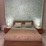 בית הארחה Casa Natasha 4*