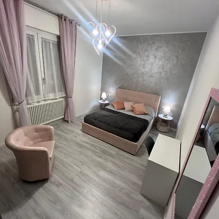 בית הארחה Casa Natasha קומו