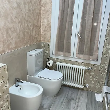 Casa Natasha בית הארחה קומו